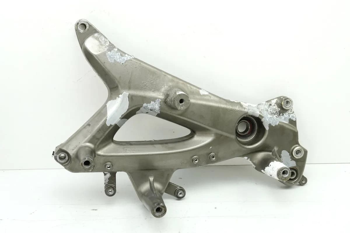 KYMCO PEOPLE GT 300 i V4 Schwinge Halter Motor Schwingarm Motorhalter