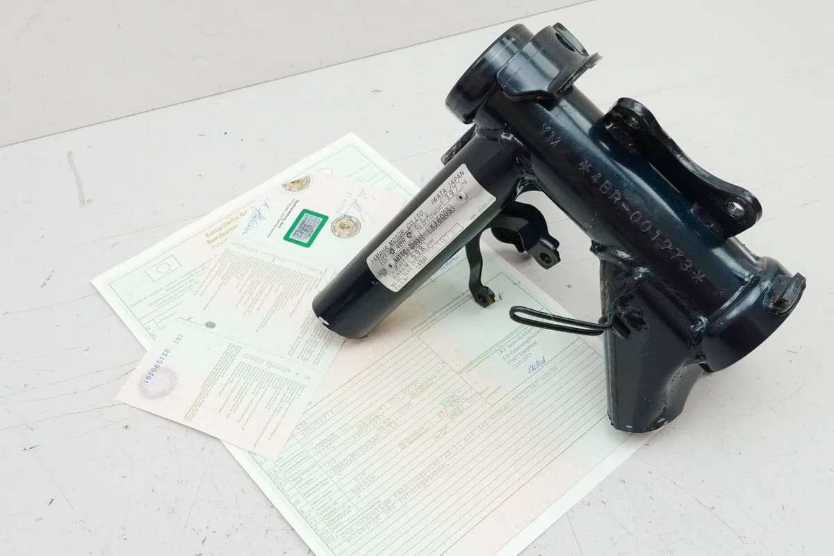 YAMAHA XJ 600 4BRA DIVERSION Rahmen & Brief Rahmenkopf Dokumente Typenschild