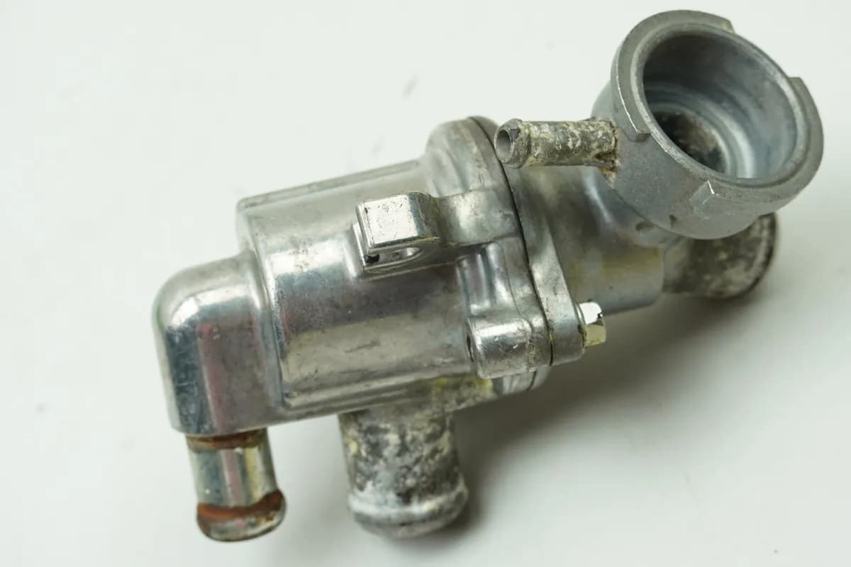 HONDA CBF 1000 ABS SC58 Thermostat Thermostatgehäuse
