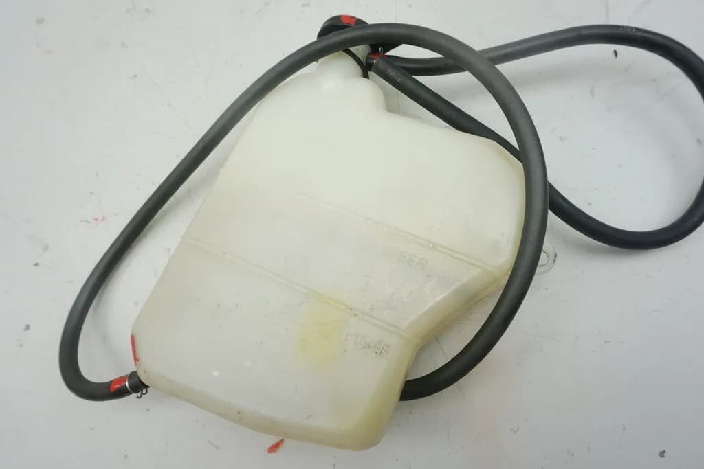 HONDA VFR 800 RC46 Kühlmittelbehälter Ausgleichbehälter für Kühler