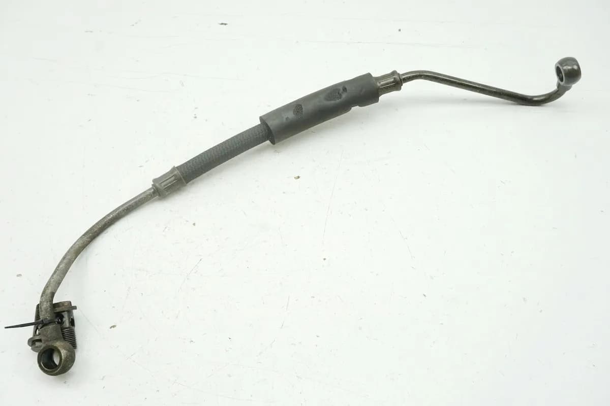 SUZUKI GSX 600 F GN72B Ölleitung Ölkühler links --> Ölwanne Ölschlauch 26444 km