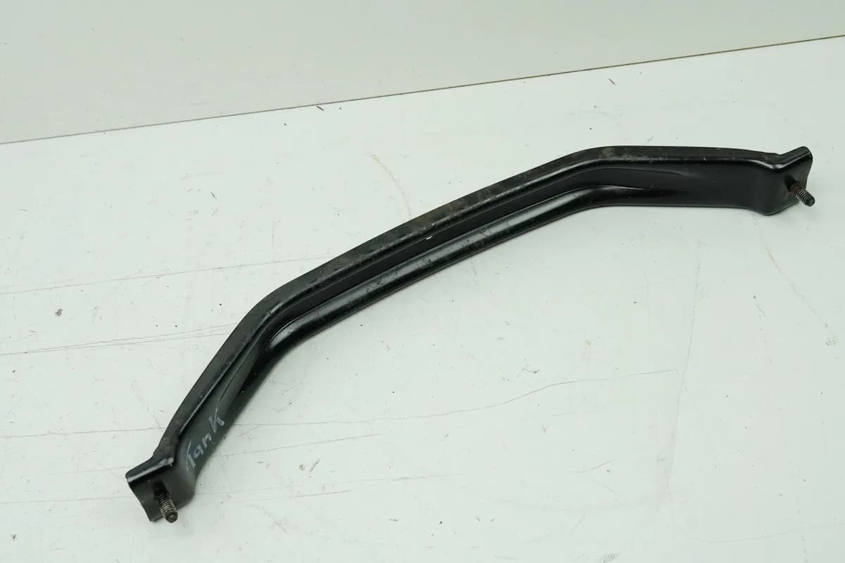 KYMCO DOWNTOWN 300 i ABS RFBV200 Halterung Tank Halteplatte für Fußraste