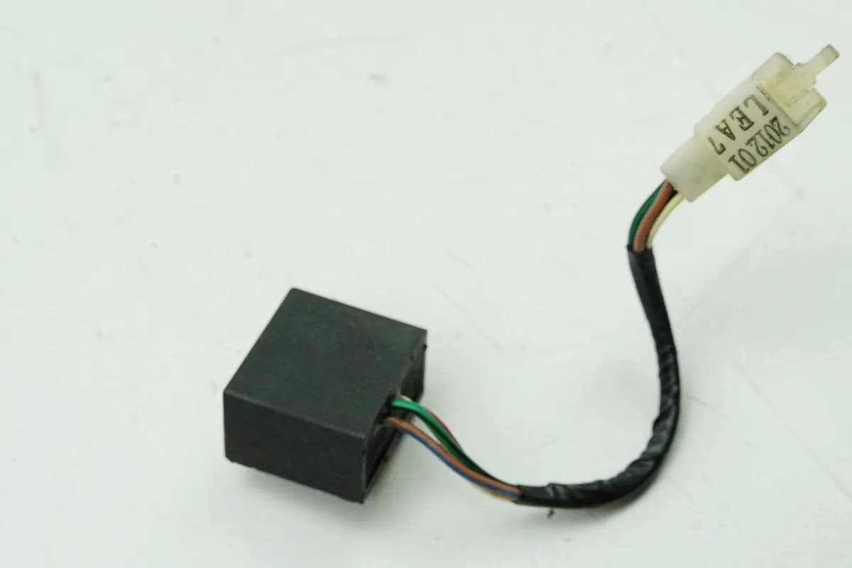 KYMCO DOWNTOWN 300 i ABS RFBV200 Ölstand Warnrelais Relais Sensor