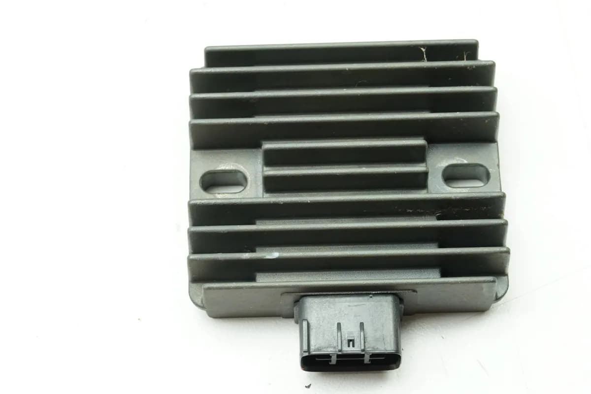 KAWASAKI NINJA 250 R EX250K Laderegler Regler Gleichrichter original