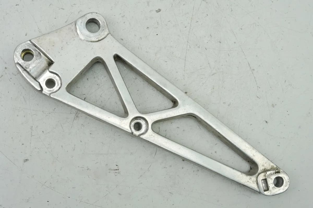 HONDA CB 450 N PC14 Fußrastenplatte links Halter Fußraste Fußrastenträger