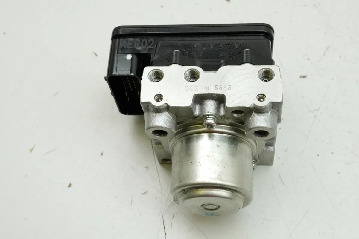 HONDA CBF 1000 FA SC64 ABS Pumpe Druckmodulator Steuerteil - 57110-MER-R81