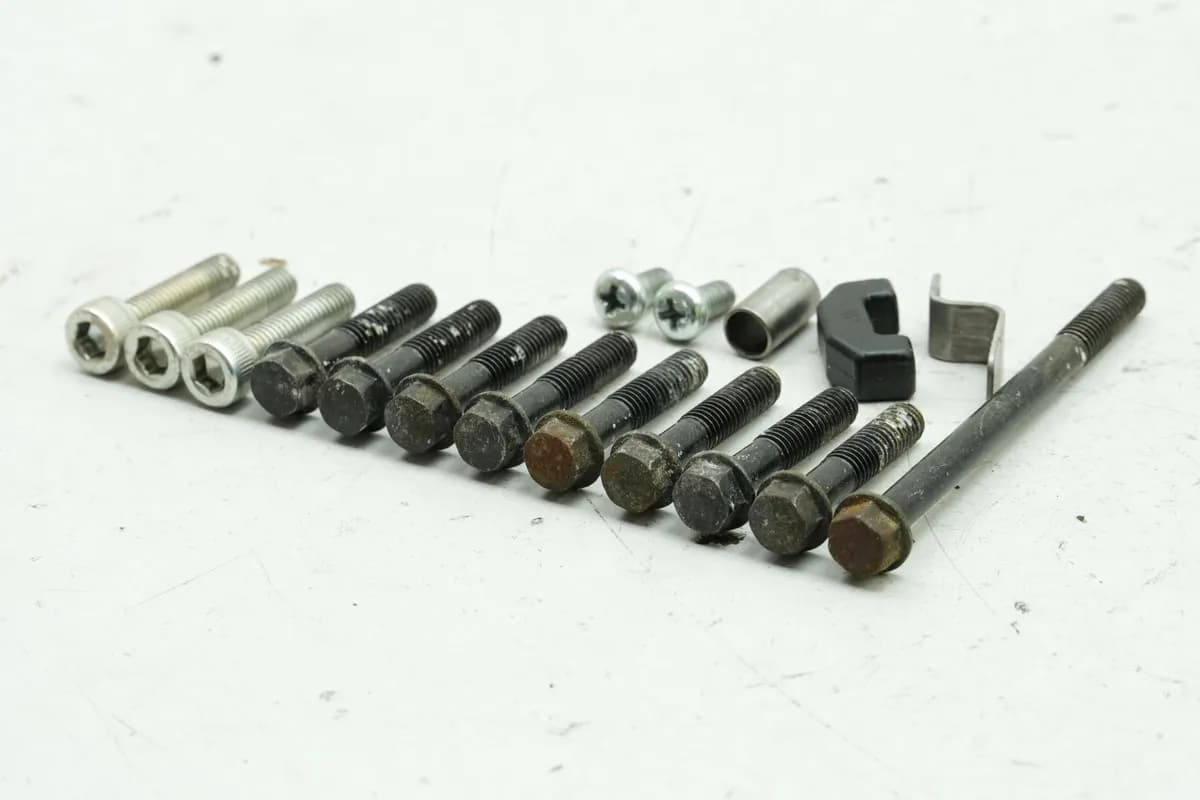 KAWASAKI NINJA 250 R EX250K Schrauben für Limadeckel Motordeckel Stator