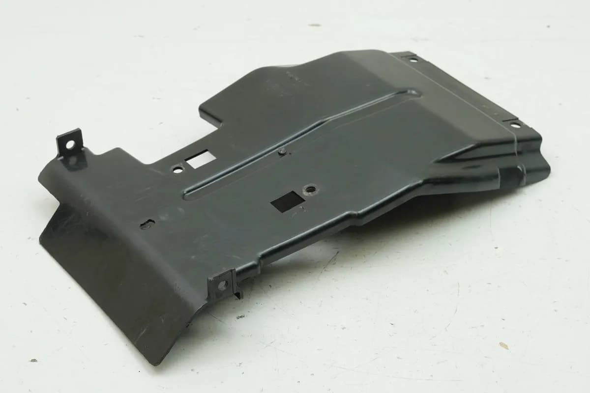 SUZUKI GSX-R 1100 K-N Kotflügel hinten Radlauf Fender Spritzschutz Cover 90-92