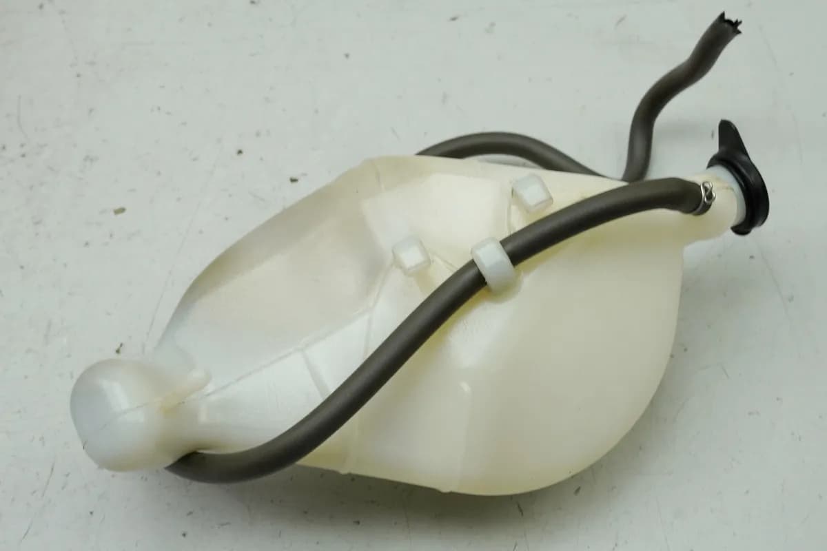 HONDA CBF 1000 FA SC64 Kühlmittelbehälter Ausgleichsbehälter Schlauch Kühler