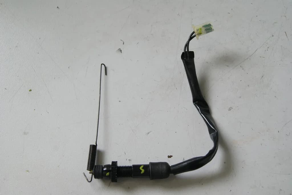 HONDA CB 250 TWO FIFTY MC26 BREMSLICHTSCHALTER HINTEN (für Bremszylinder)