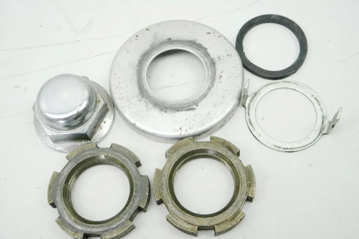 YAMAHA XV 750 4PW VIRAGO Mutter Sicherung Lenkkopf Gabelbrücke