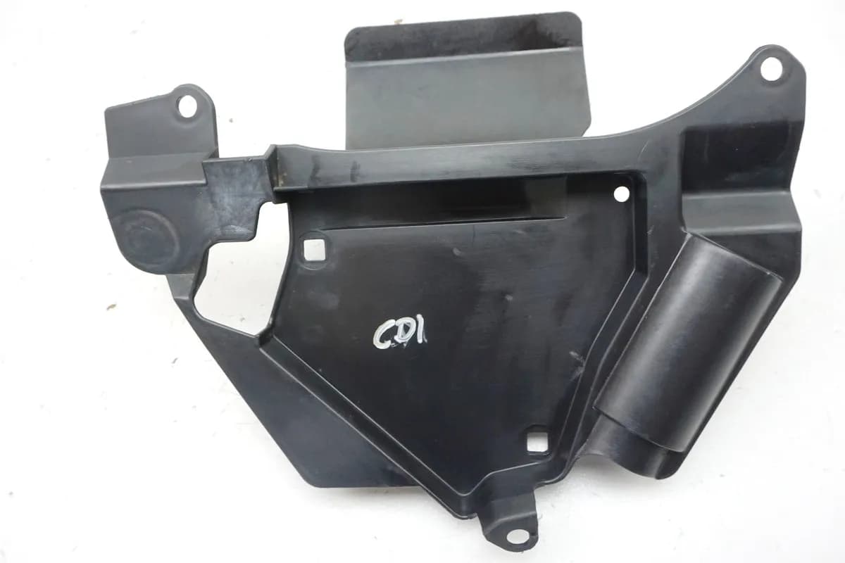 YAMAHA XVS 1100 VP05 DRAG STAR Halterung CDI Steuerteil Abdeckung Blende Cover