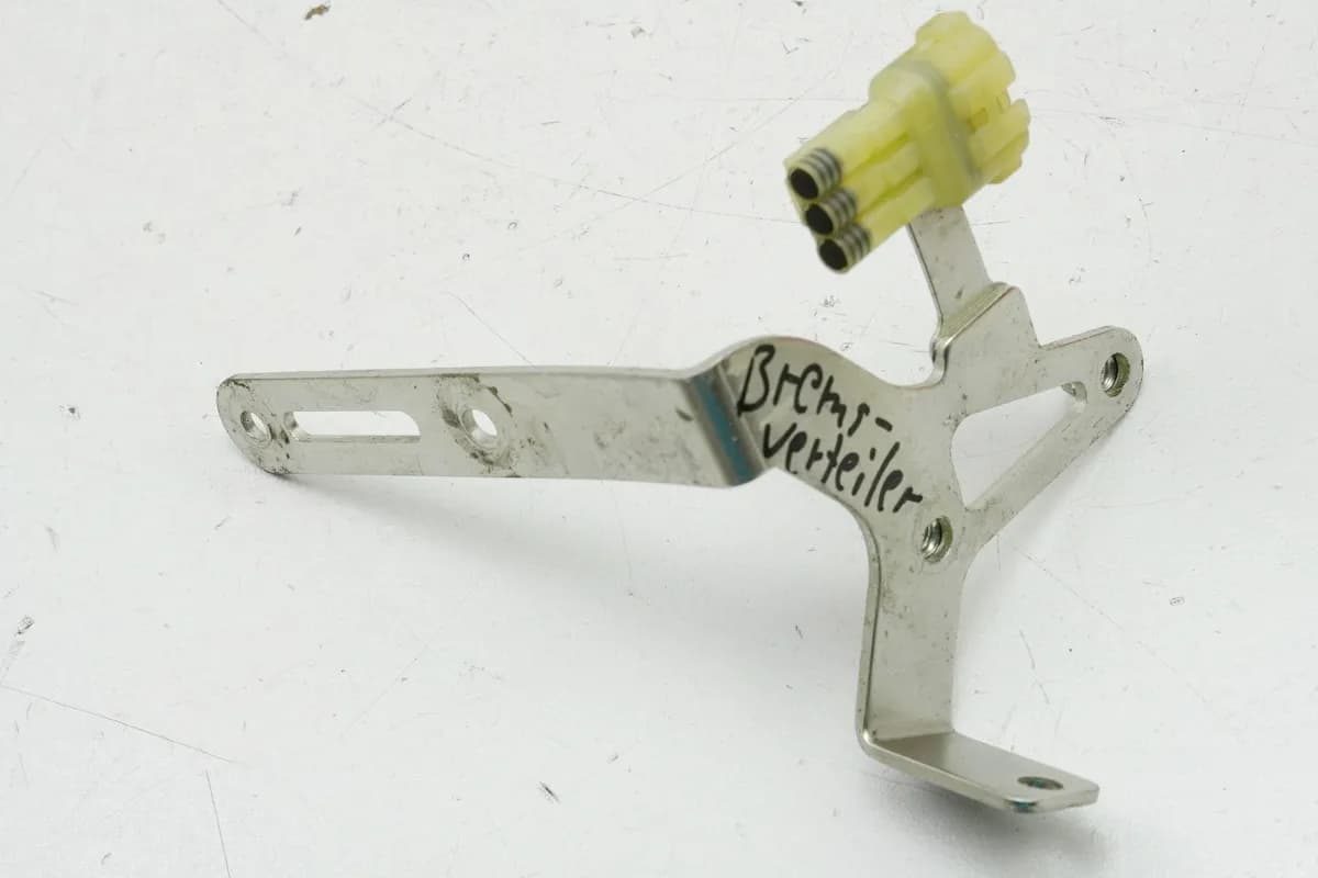 HONDA CBR 600 F PC41 ABS Halter Dosierventil Bremsanlage Ventil 50290-MFG-D20