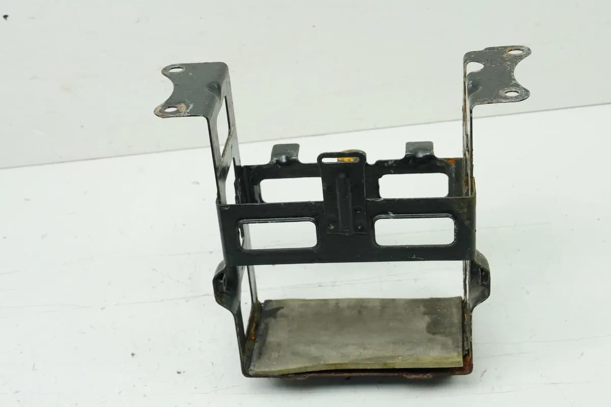 KAWASAKI Z 750 E KZ750E Batteriekasten Halter Batterie Batteriefach