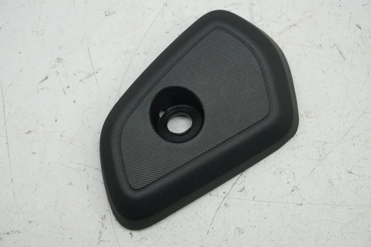 YAMAHA MT 125 A RE39 Verkleidung Kühlmittelbehälter Abdeckung Cover Blende