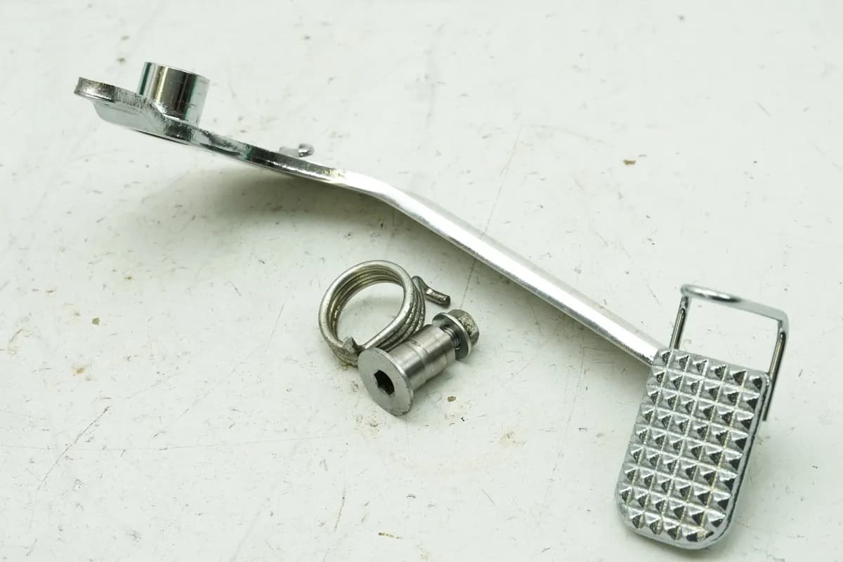 Honda GL 1500 F6C Valkyrie SC34 Bremspedal Fußbremspedal Bremshebel