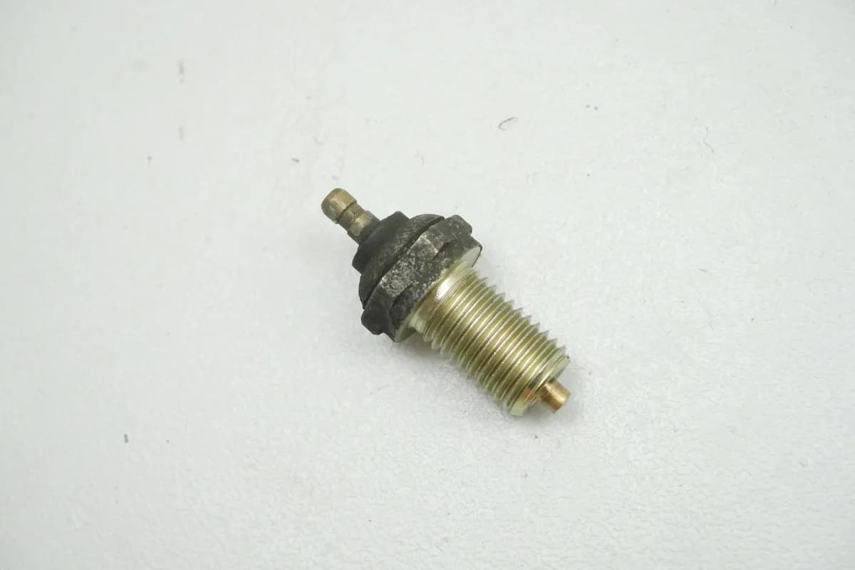 HONDA VTR 1000 SC36 FIRESTORM Neutralschalter Leerlaufschalter