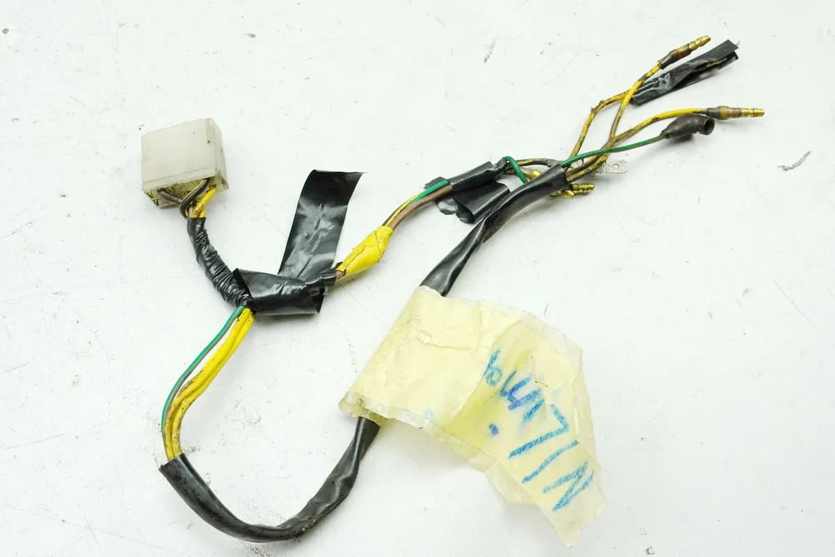 KAWASAKI Z 750 E KZ750E Kabelbaum für Lichtmaschine Neutralschalter Kabel Lima