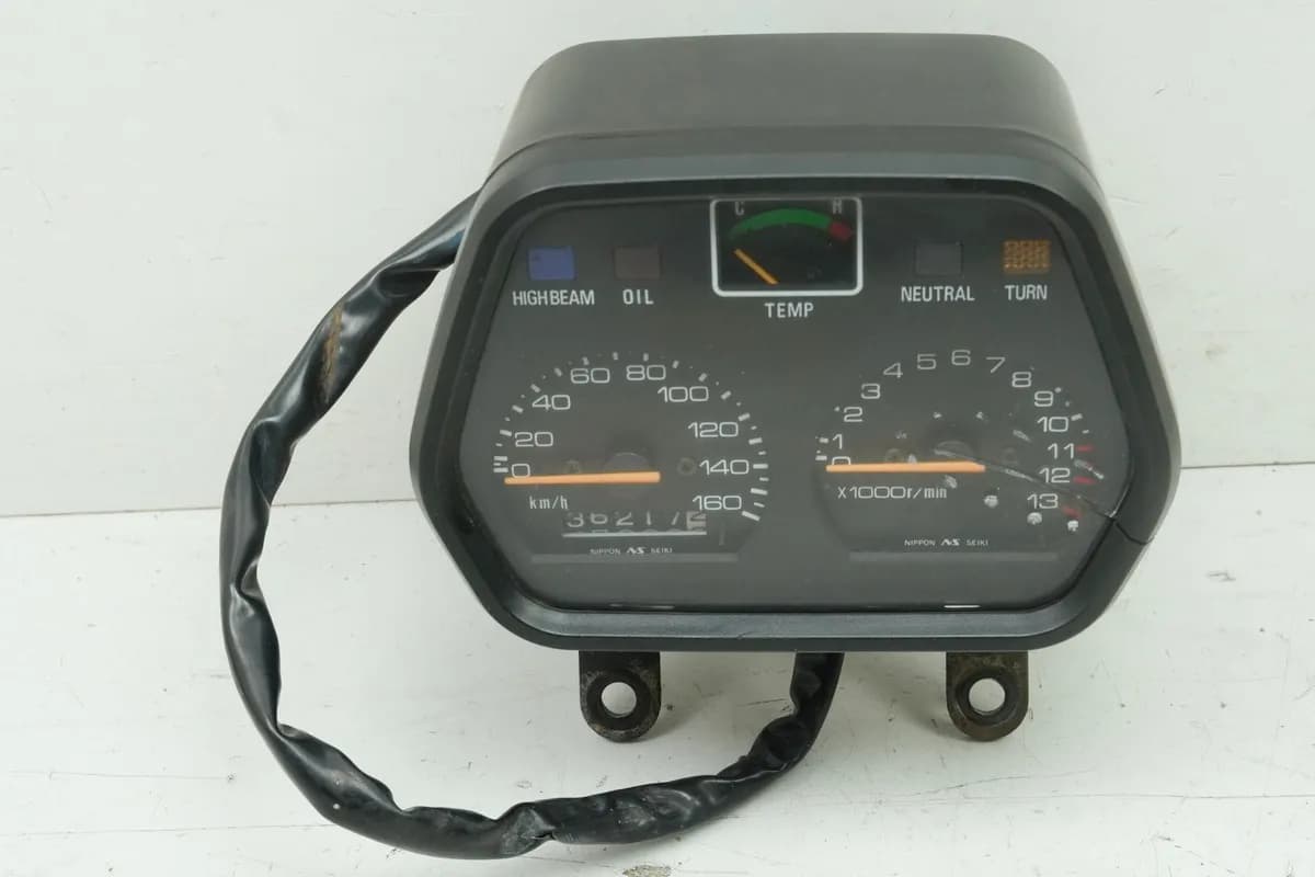 SUZUKI RG 125 NF12B GAMMA Tacho Cockpit Instrumente Speedometer - 36217 km