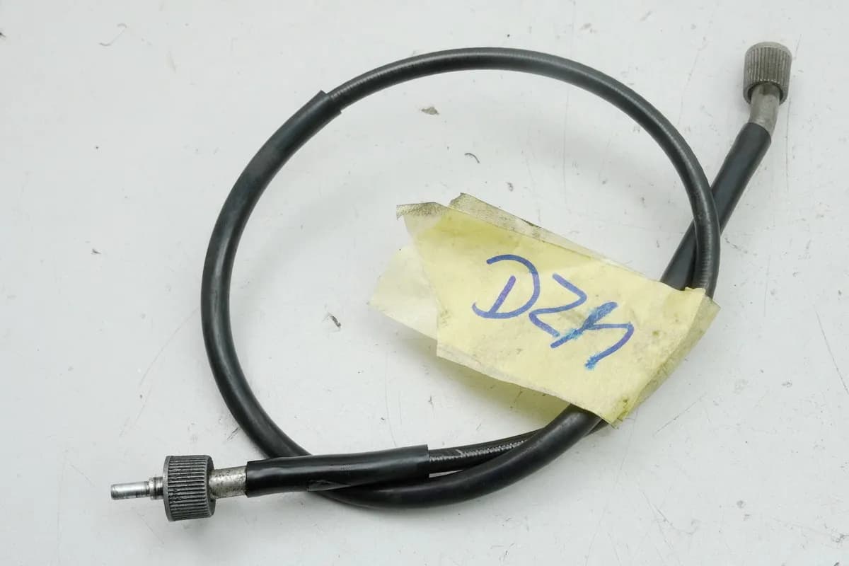 SUZUKI RG 125 NF12B GAMMA Welle Drehzahlmesser orginal (für Tacho Cockpit)