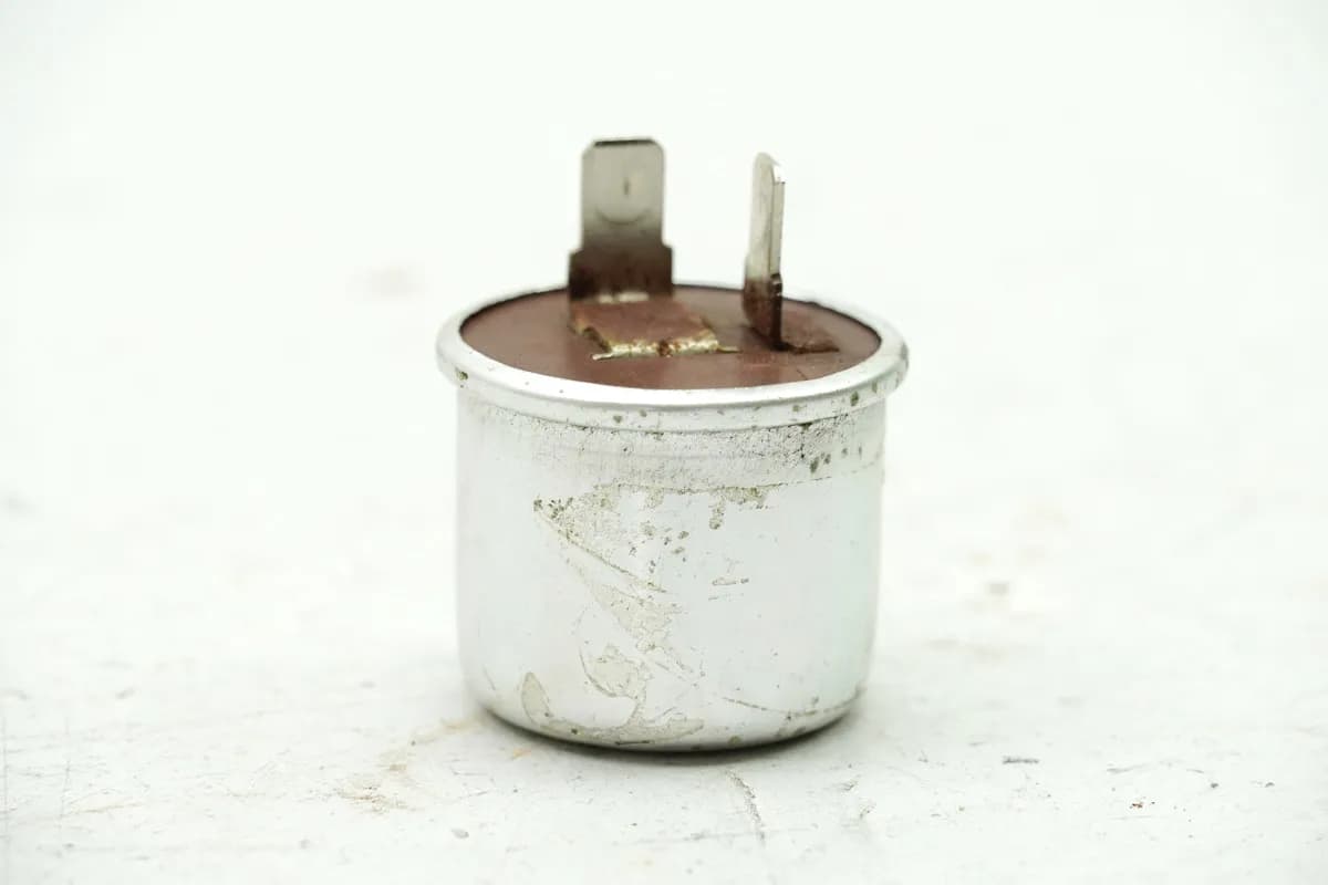 YAMAHA SR 250 3Y8 Blinkgeber Blinkrelais Blinkerrelais (für Elektrik Kabelbaum)