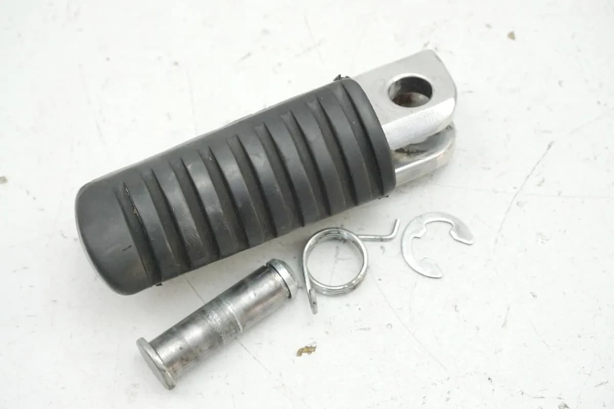 KAWASAKI ZR7 ZR750F Fußraste Fahrer links Footrest