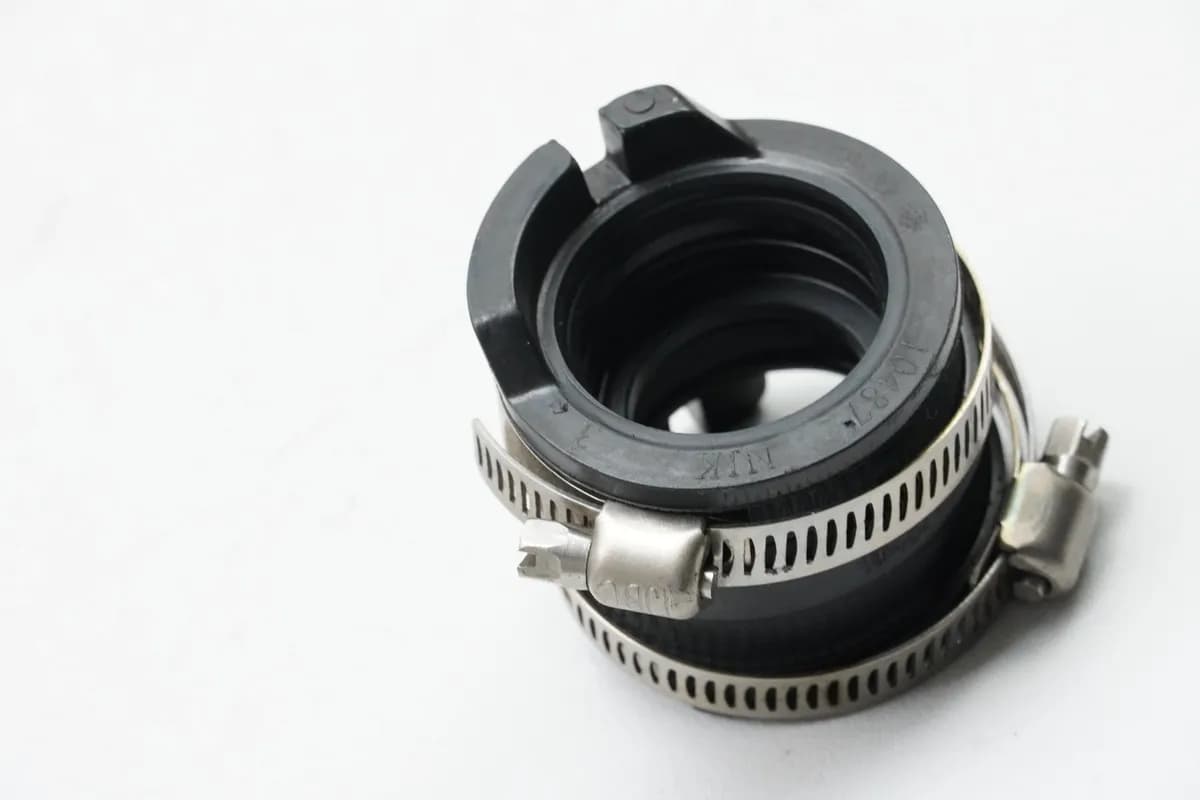 VESPA Primavera 50 4T 3V i-Get Ansauggummi Ansaugleitung Ansaugstutzen 1A004107