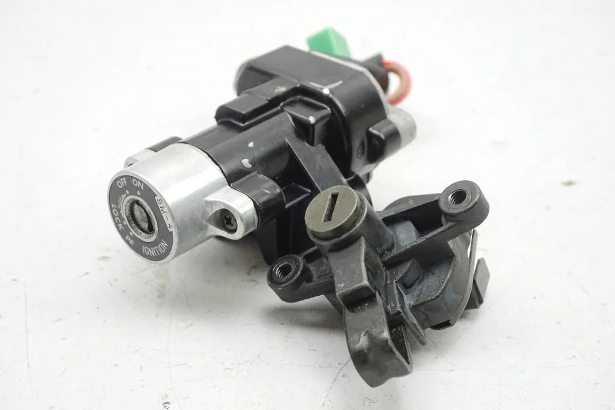 SUZUKI TU 125 XT Zündschloß E Satz - OHNE Schlüssel