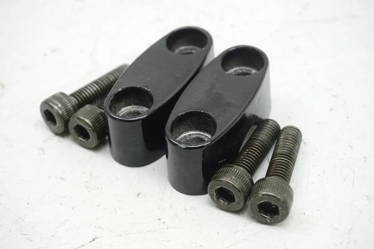 SUZUKI TU 125 XT Lenkerklemmung oben Halter Lenker