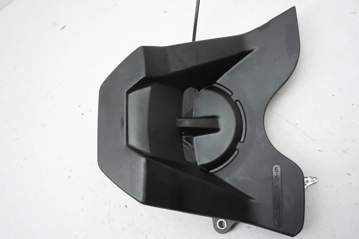 HONDA CB 650 FA RC75 Ritzelabdeckung Cover Motor Motordeckel Blende