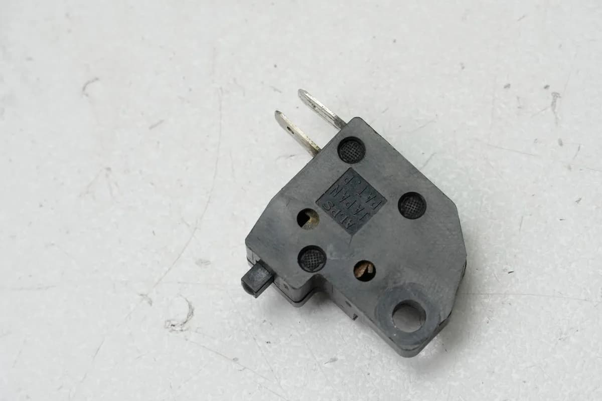 KAWASAKI VN 750 A-D Vulkan Twin Bremslichtschalter vorn