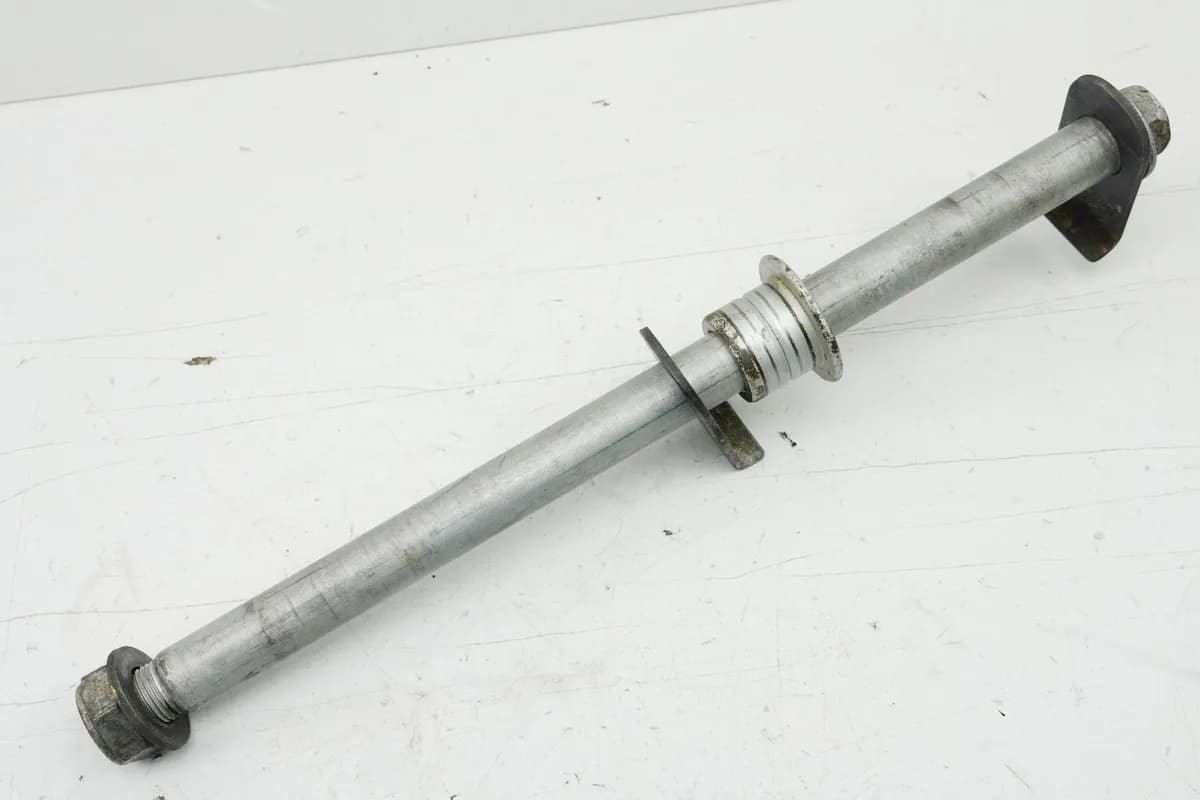 HONDA CBF 1000 FA SC64 Steckachse hinten Achse Distanzen original