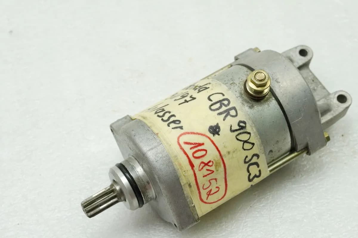 Honda CBR 900 SC28 SC33 - Anlasser Mitsuba Starter (für Motor) 27566 km 92-99