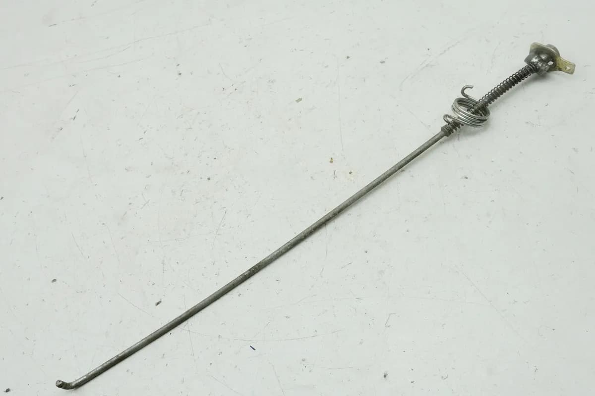 SUZUKI RG 125 NF12B GAMMA Bremsgestänge Bremszug Feder Mutter (für Bremstrommel)