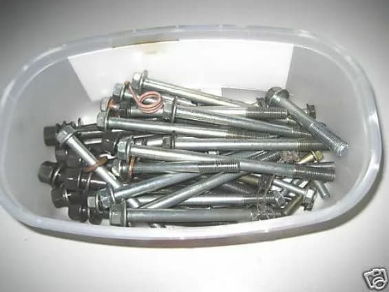 CB 1100 X11 X 11 SC42 SCHRAUBEN ZYLINDERKOPF MOTOR