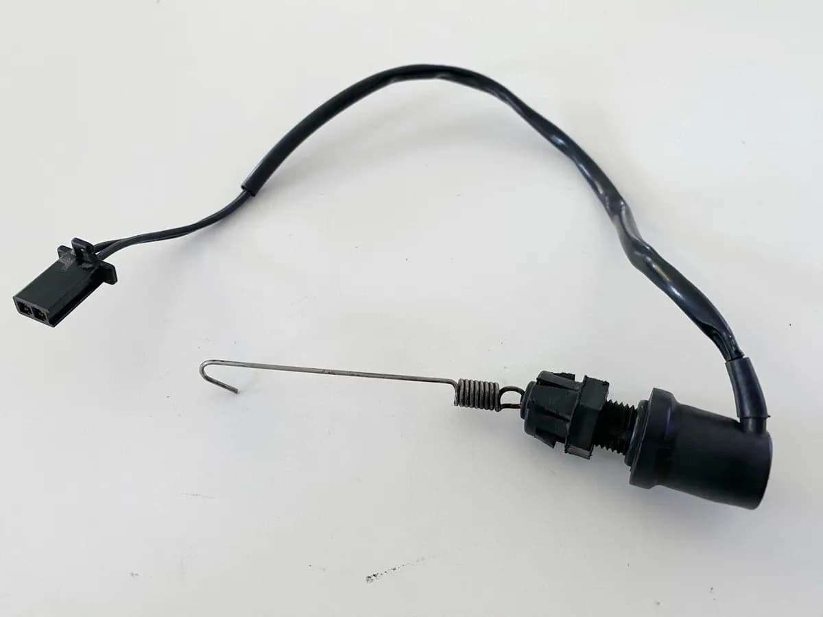 YAMAHA YZF 600 4TV THUNDERCAT Bremslichtschalter hinten