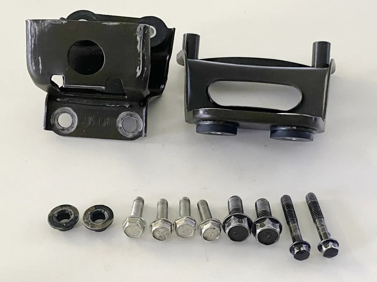 KAWASAKI ZZR 1100 D ZXT10D G Halterung Tank Tankhalter Halteplatte Schrauben