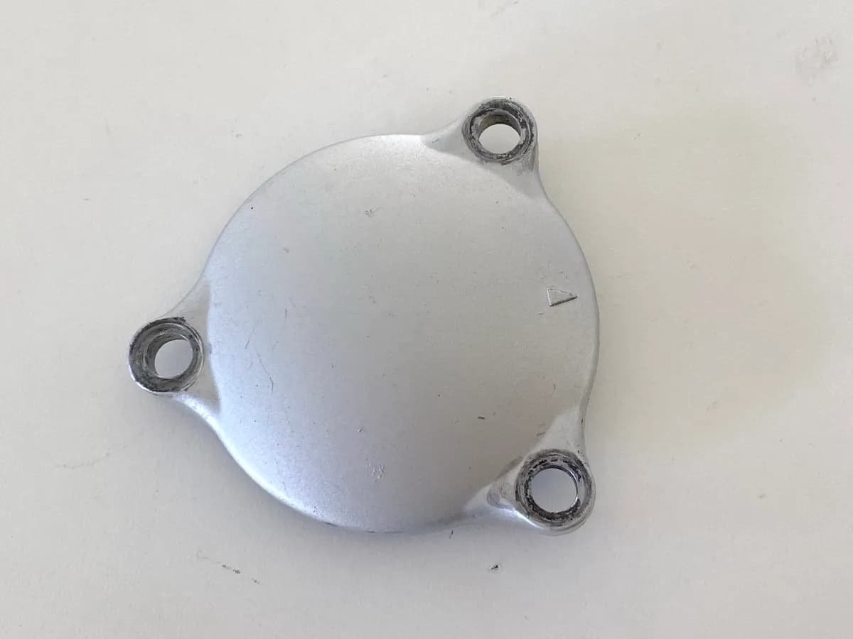 SUZUKI AN 400 WVAU BURGMAN Motordeckel Ölfilter Cover Motor Verschluß K1 K2