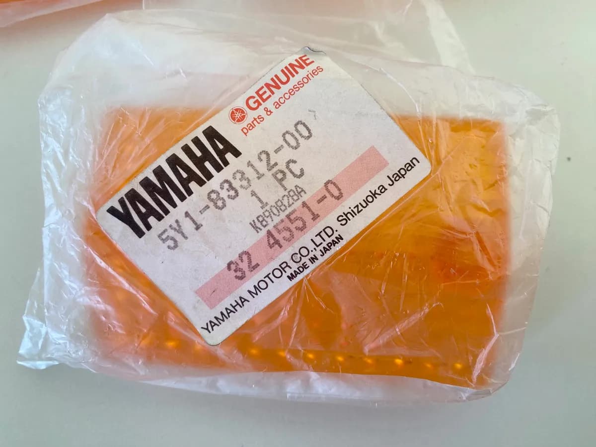 YAMAHA DT125 RD125 DT175 original Blinkerglas Schutzglas Blinker - NEU