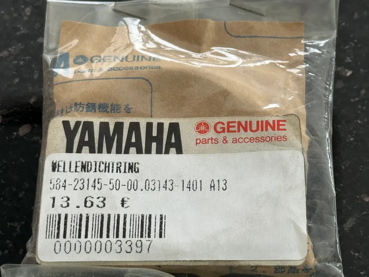 YAMAHA DT RD original Wellendichtring Gabel vorn Fork 584-23145-50 - NEU