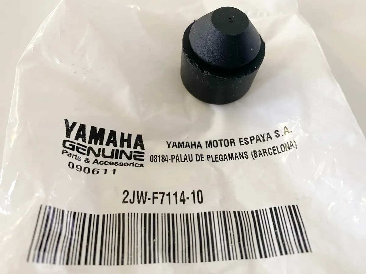 YAMAHA CS CW VP YQ YP original Anschlag Hauptständer Gummi Stopper Stopfen - NEU