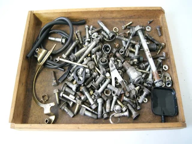 KAWASAKI ZX-10 ZXT00B SCHRAUBEN KLEINTEILE