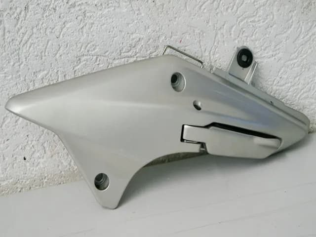 HONDA FJS 600 PF01 SILVER WING FUßRASTENANLAGE SOZIUS LINKS