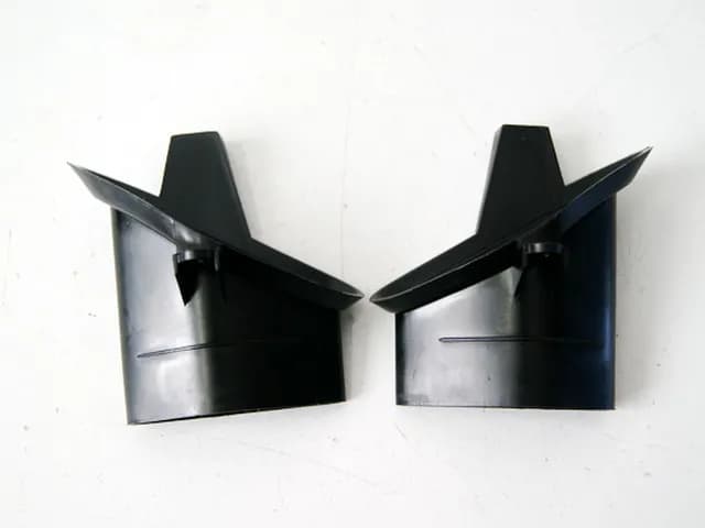 HONDA FJS 600 PF01 SILVER WING LUFTEINLASS UNTER SCHEINWERFER