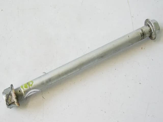 SUZUKI LS 650 NP41A/ B SAVAGE SCHWINGACHSE ACHSE SCHWINGE