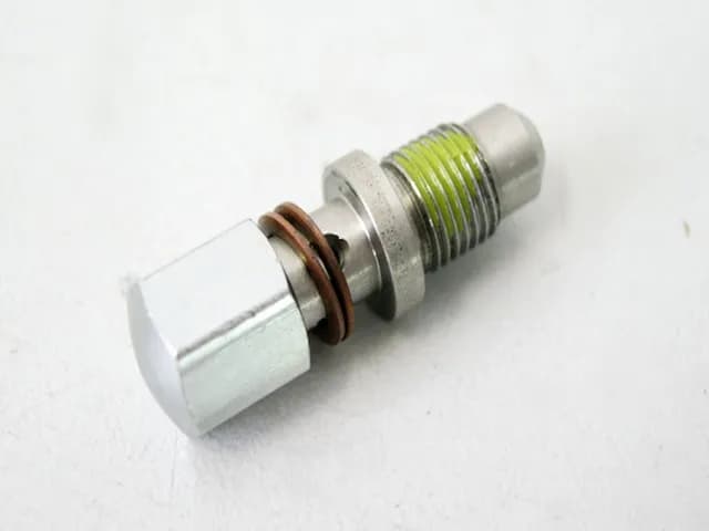 BMW K 1200 S K12S ANSCHLUßSTÜCK KÜHLMITTELSCHLAUCH AUFNAHME