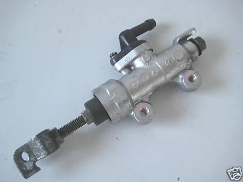 HONDA CBR 125 JC34 BREMSPUMPE BREMSZYLINDER 04-06