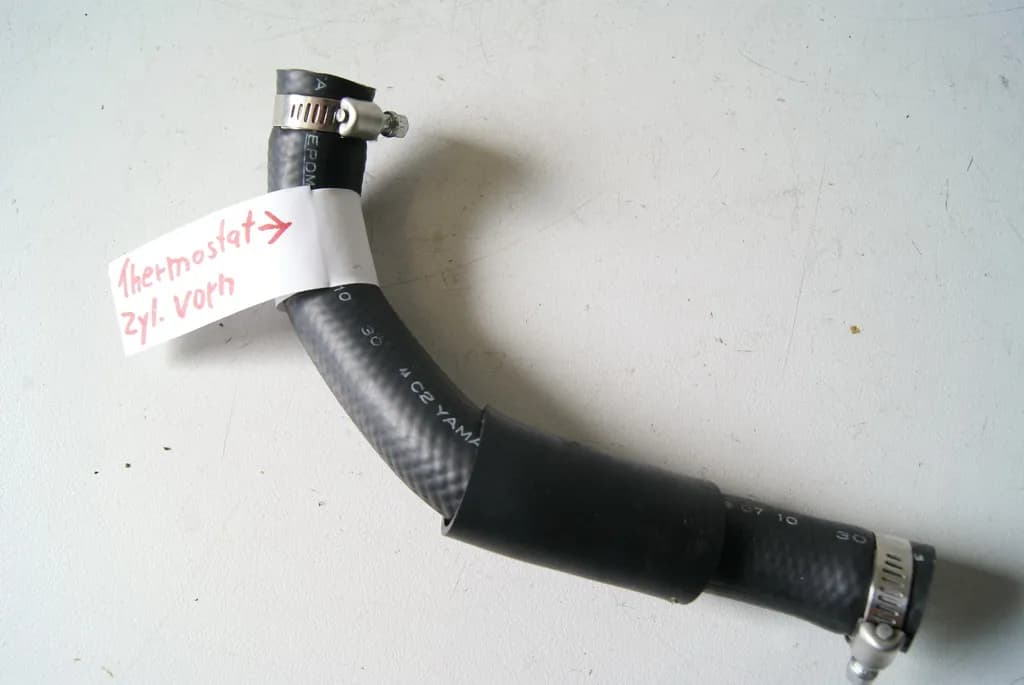 HONDA XL 700 VA RD13 TRANSALP KÜHLERSCHLAUCH ZYLINDER VORN