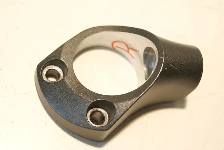 KAWASAKI ZZR 1400 B ZXT40A ABS HALTERUNG LENKERSTUMMEL RECHTS