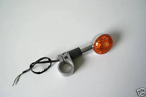 SUZUKI LS 650 NP41A/ B SAVAGE BLINKER VORN RECHTS 86-00